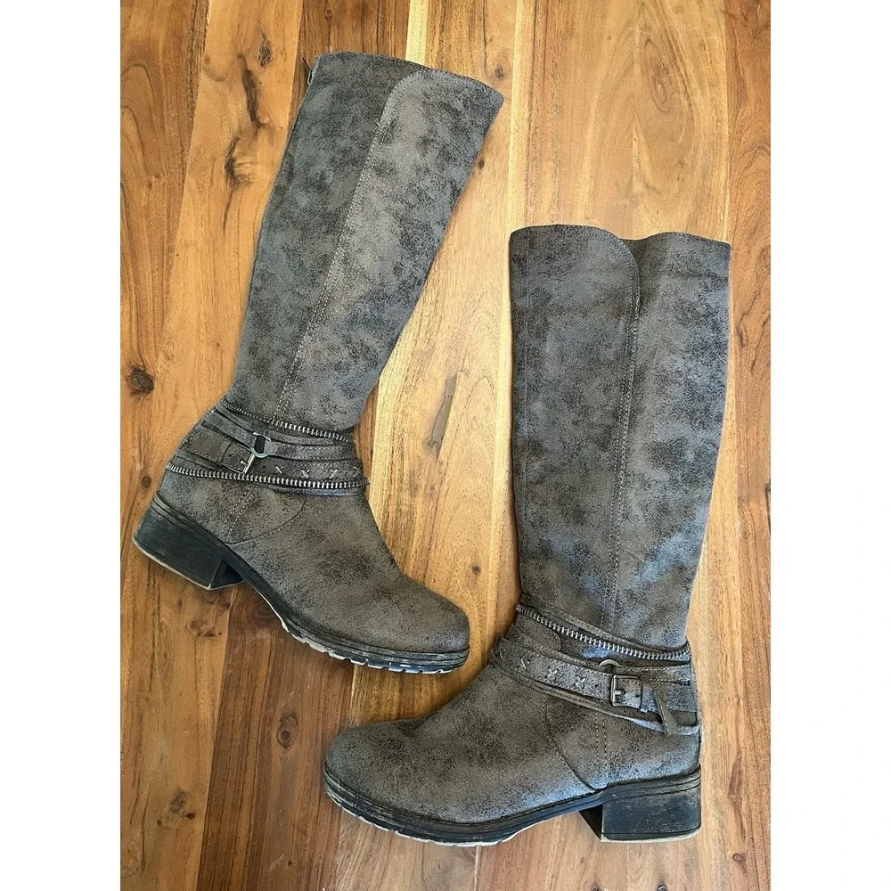 Kohl's SO Women's Wide Calf Garland Tall Grey Boots Size 9